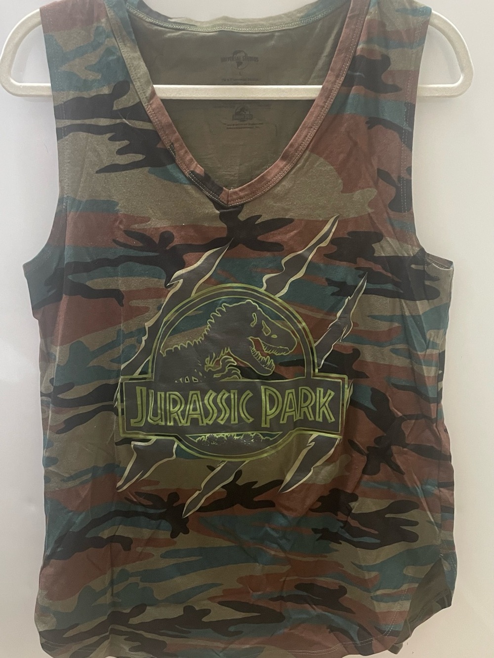 Universal Studios Tank Top Womens L Green Jurassic Park Sleeveless Pullover Camo